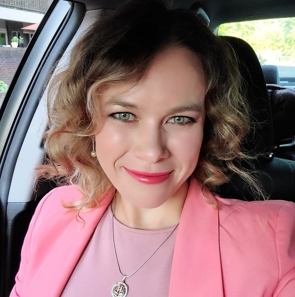 Meet your Posher, Inna - Picture 1 of 1